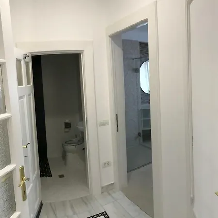 Victoria Luxury Apartment-3